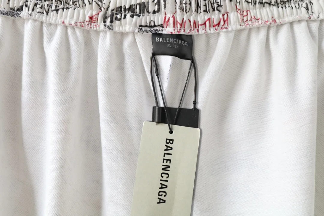 AA 019#P215 Classic LOGO : Sizes : 1 2 3 4